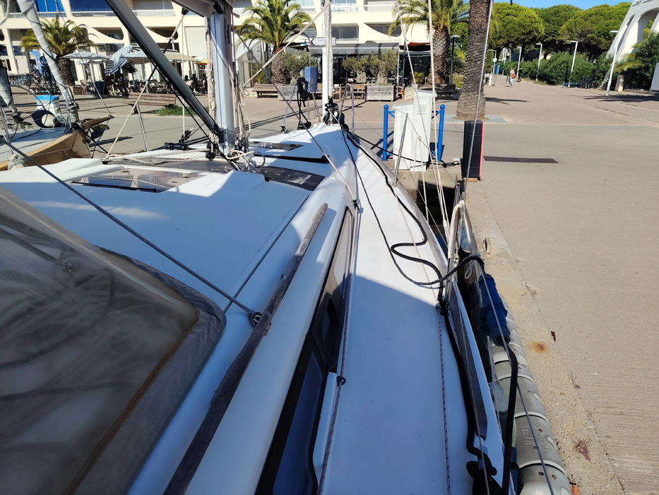 DUFOUR 360