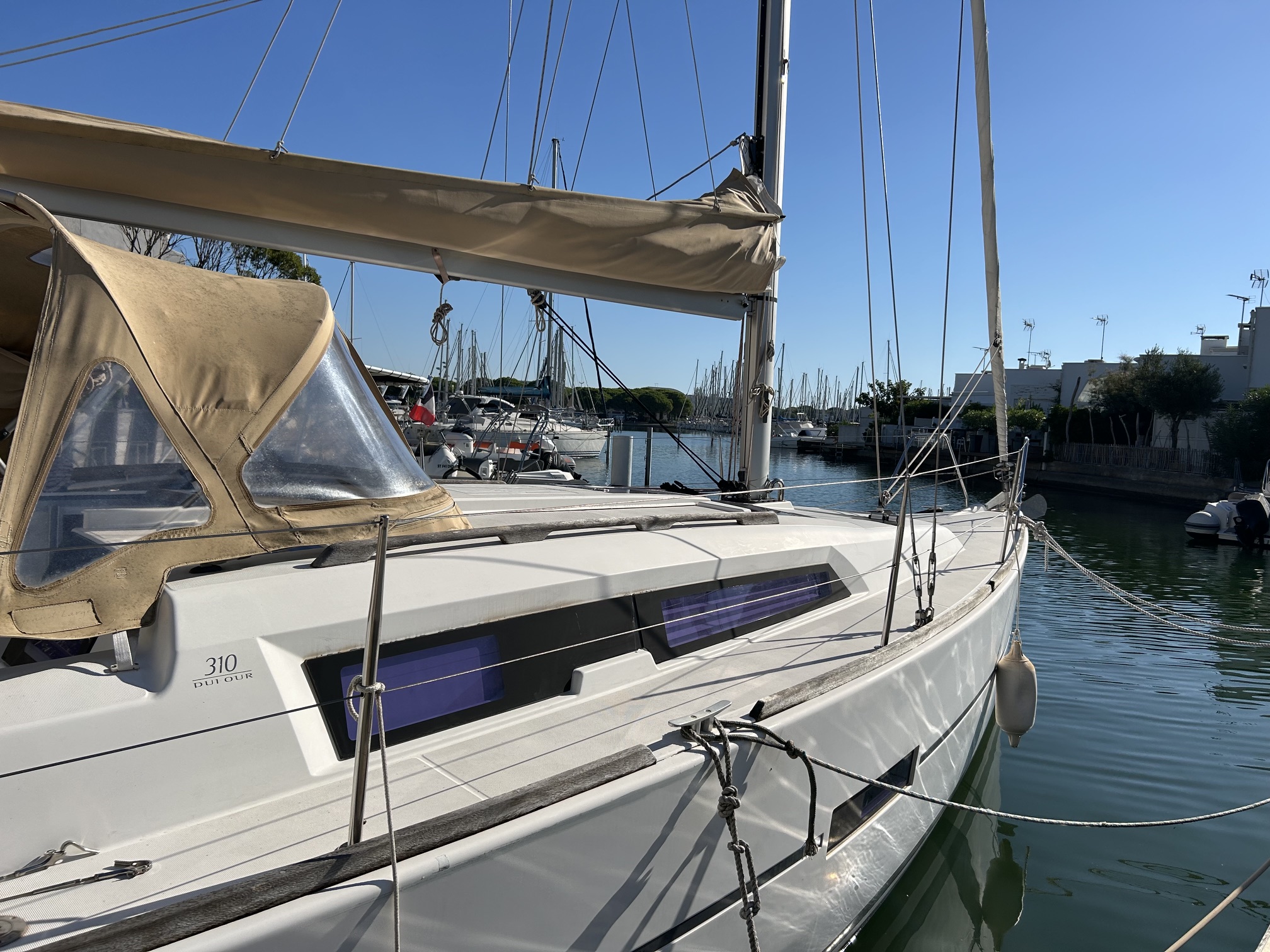 DUFOUR 310 GRAND LARGE